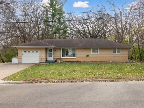 6601 41st Ave N, Crystal, MN 55427