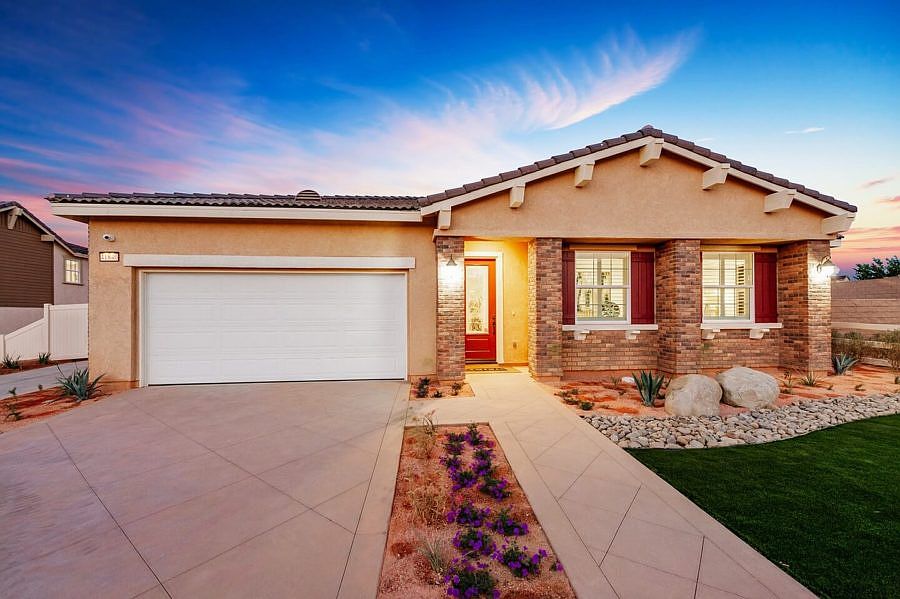 Pacific Magnolia Plan 1 Model Exterior