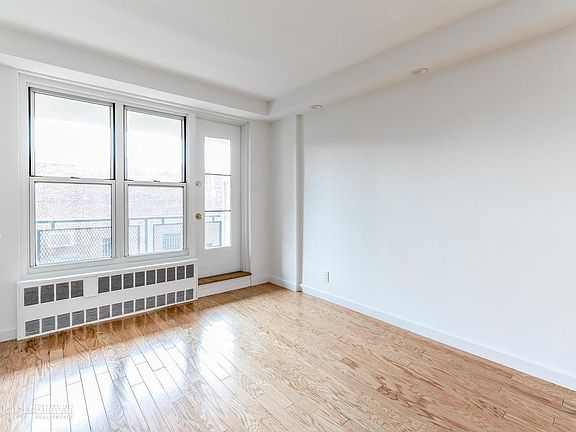 5th image of 3550 85th St APT 2C