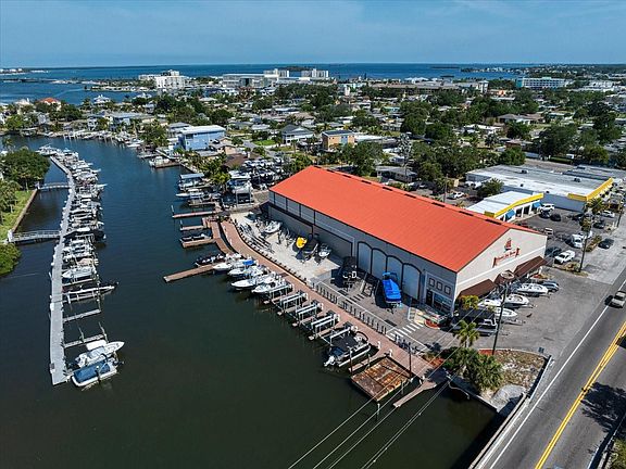 5th image of 2400 Bayshore Blvd