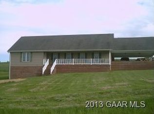 27 Guernsey Ln, Staunton, VA 24401