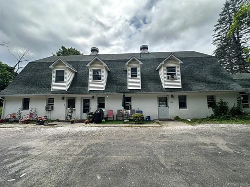 15 Kelly Ln Photo 1