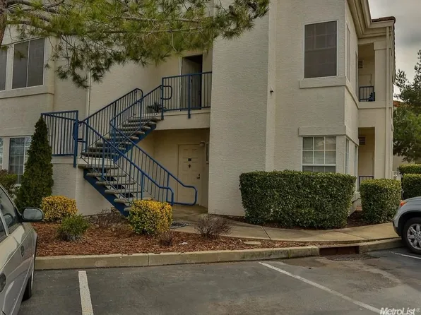 412 Beachcomber Dr E, Rocklin, CA 95677