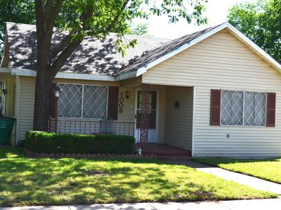 1008 S Tyler St, Mc Gregor, TX, 76657