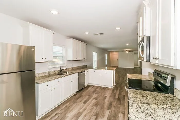 18612 Allen Welch Dr — Photo 2