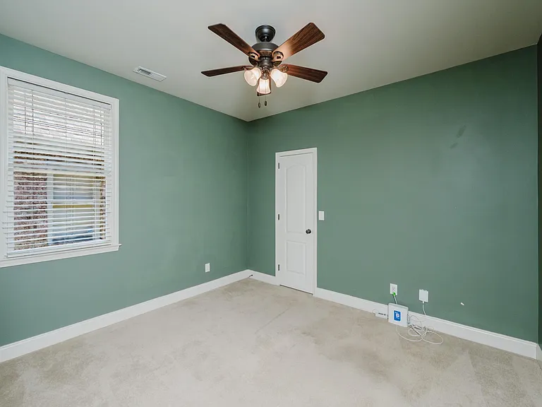 5689 Park Side Rd — Photo 8