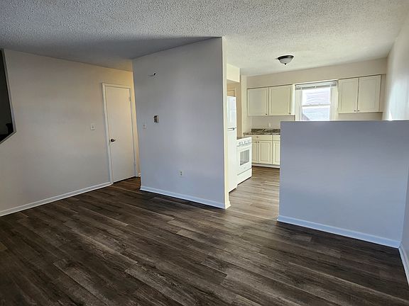 4th image of 205 Keigher Dr