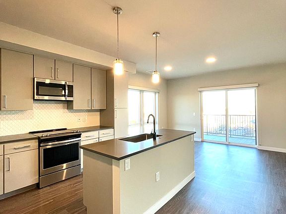 2nd image of 1300 E 17th Ave #212