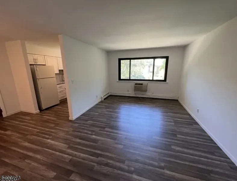1 bed, 1.0 bath, $1,650 — Photo 4