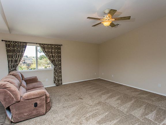 4th image of 4240 N Kearny Dr