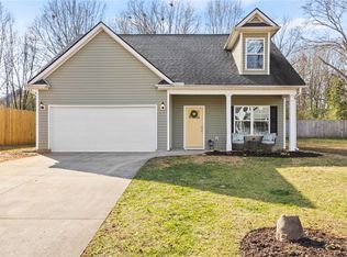 409 Grant St, Easley, SC 29640