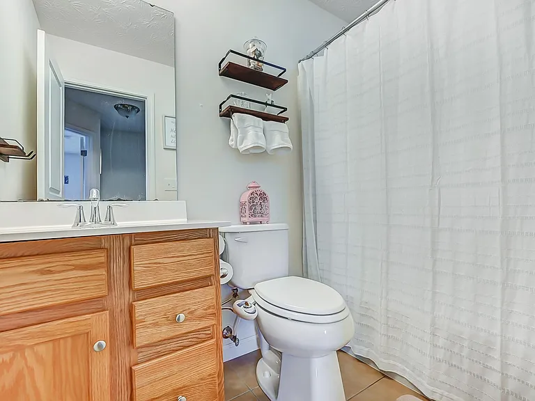 1404 Artesian Ln — Photo 41