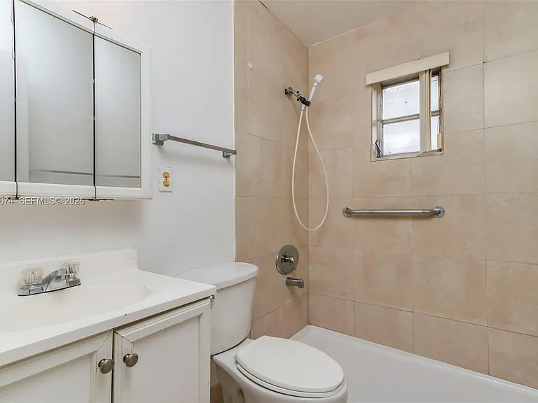 6331 Pierce St #1 — Photo 12