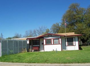 904 Turner St, Cleburne, TX 76033