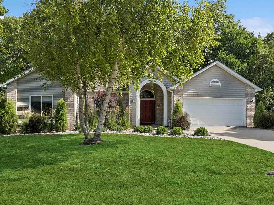 1st image of 335 Auburn Hills Dr