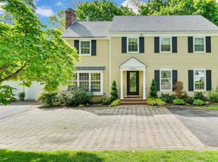 11 Lewis Point Rd, Fair Haven, NJ 07704