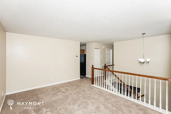 225 Orchard Hill Dr — Photo 4