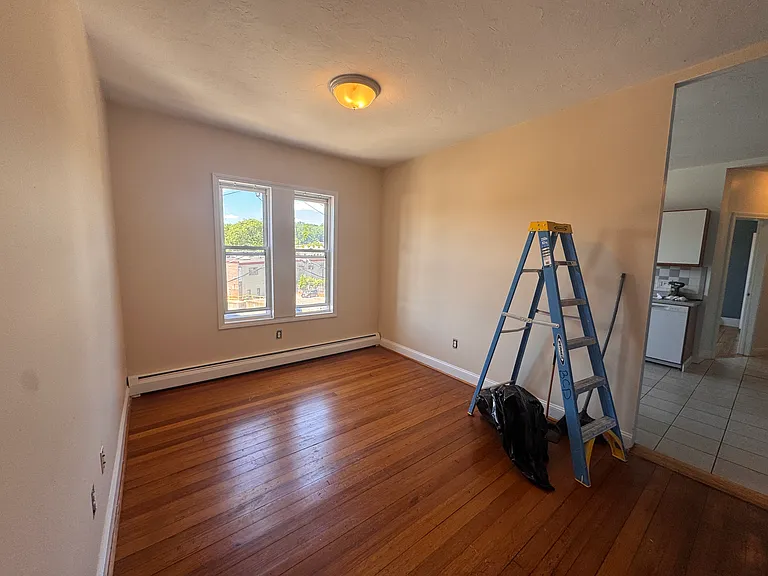 13 Bismarck St #3 — Photo 12
