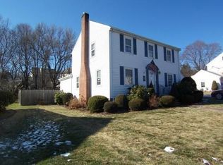 17 Craig St, Milton, MA 02186
