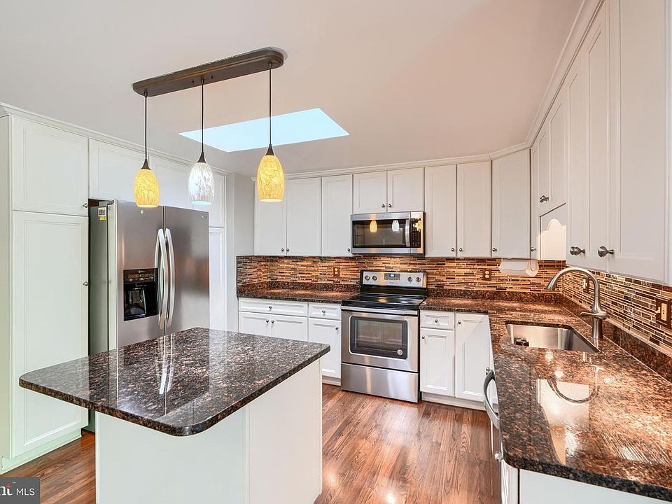 1st image of 12 Jacobo Ln