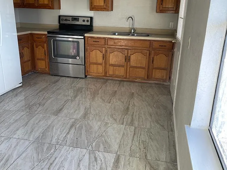 4112 FM 118 — Photo 4