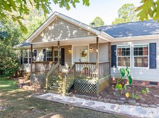 197 Titanium Dr, Statesville, NC 28625