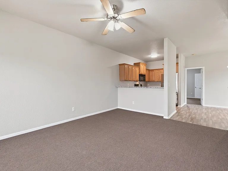 10341 Parkview Ave — Photo 9