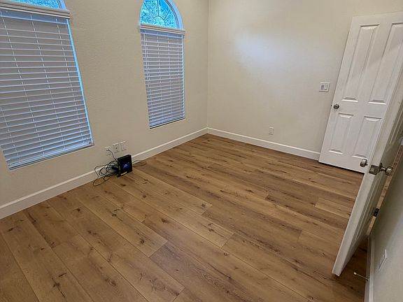 5th image of 3112 Sumatra St