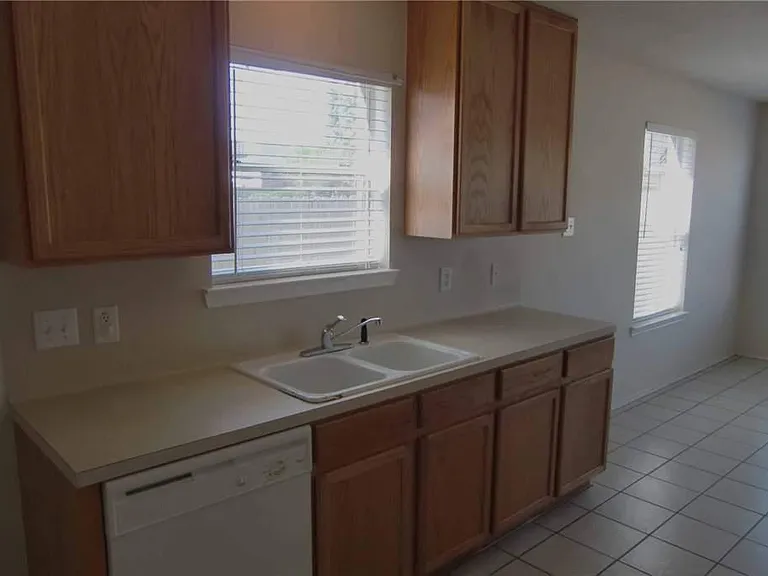 21706 Haverbay Ct — Photo 5