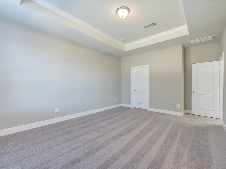 1709 Summerlyn — Photo 38