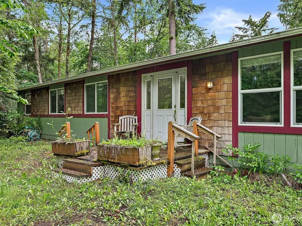 31313 12th Avenue Ct E, Roy, WA 98580