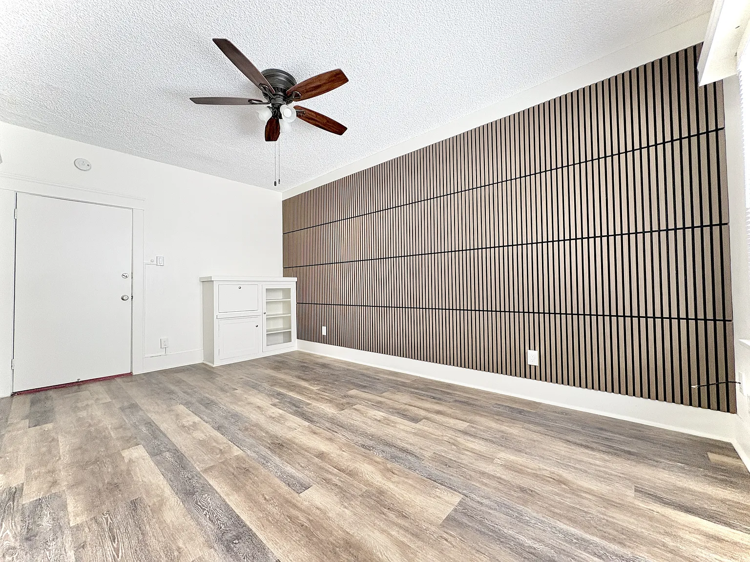 CA-223 Lime Ave. - 10 — Photo 3