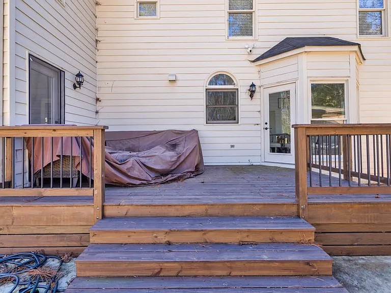 7210 Amberleigh Way — Photo 6