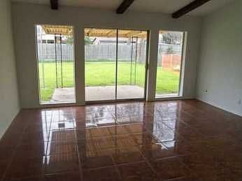 2nd image of 1402 Archery Ln