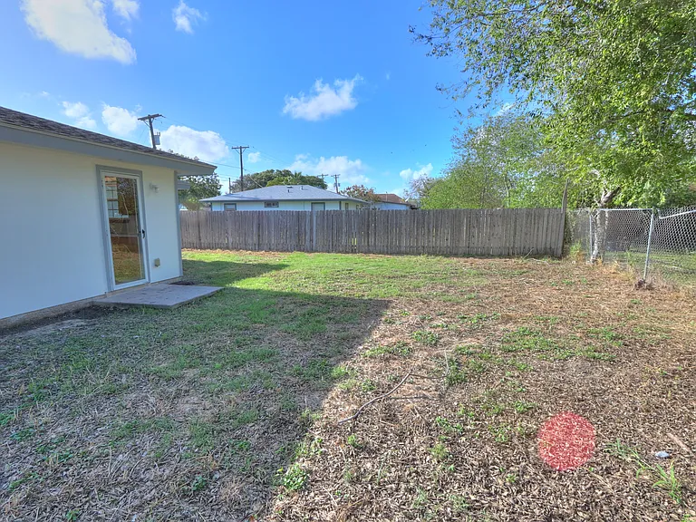 6518 Birmingham St — Photo 17