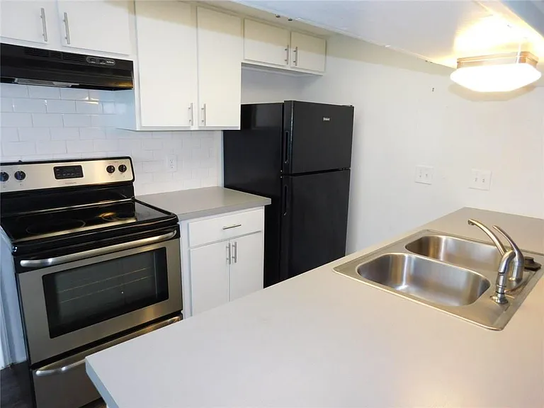 3308 Hycreek Dr #A — Photo 5