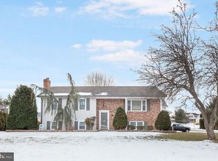 107 700th Rd, New Oxford, PA 17350