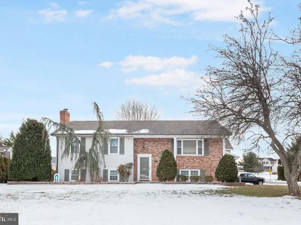 107 700th Rd, New Oxford, PA 17350