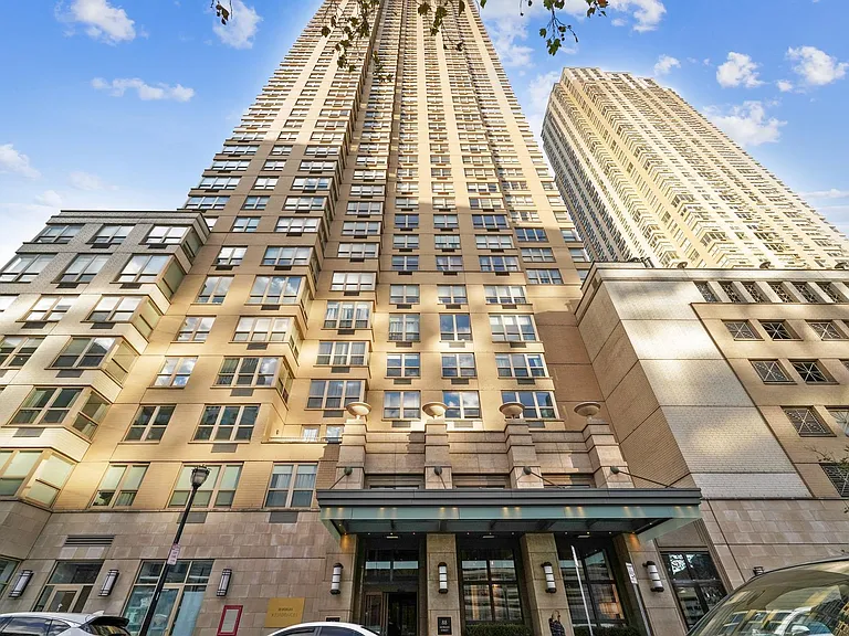88 Morgan St #Penthouse 3-7 — Photo 32