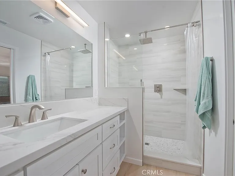 10533 Hillview Ave — Photo 13