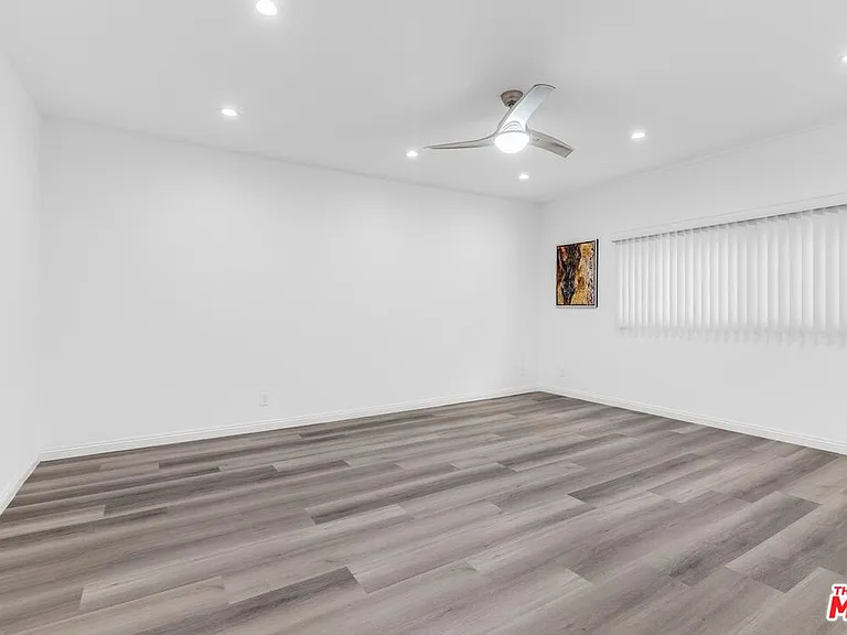 1727 S Bentley Ave #209 — Photo 19