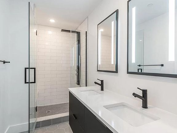 5th image of 1501 N 31st St #219