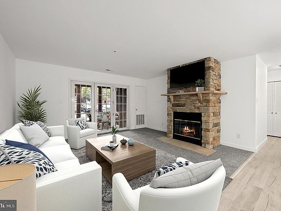 2nd image of 4904 Columbia Rd APT 1