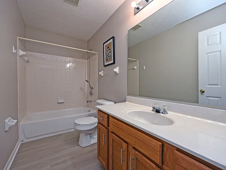 8097 Winding Creek Ct — Photo 34
