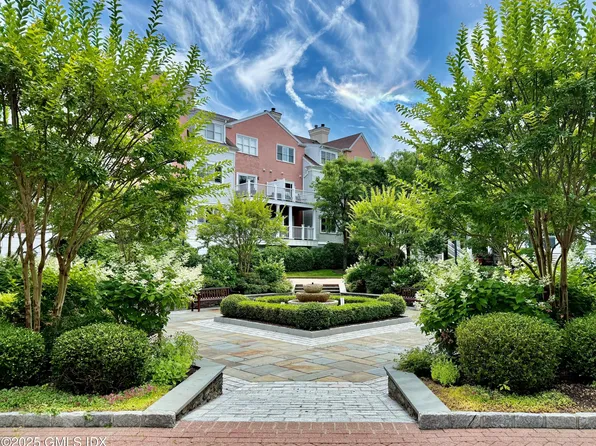 51 Forest Ave APT 62, Greenwich, CT 06870