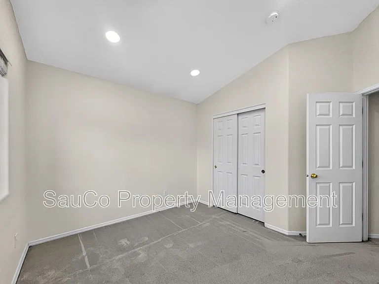 15392 NW Dane Ln — Photo 20