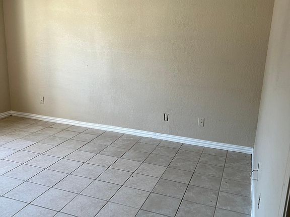 2nd image of 10224 Shelburne Dr #10224