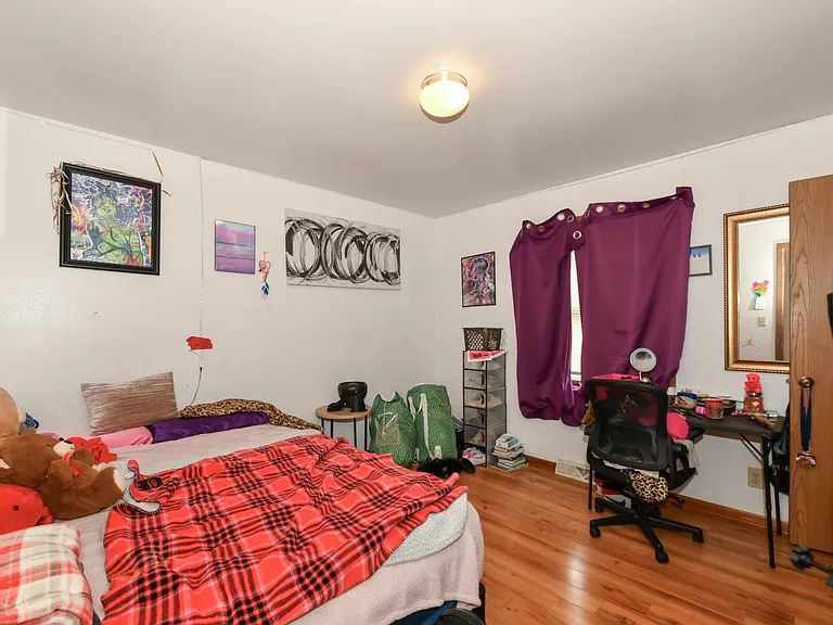 2911 E Vogel Ave #B — Photo 11
