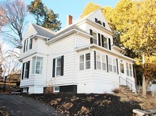 18 Loring St, Worcester, MA 01606