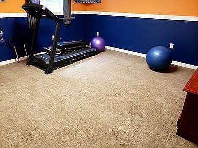 15x15 Downstairs Room